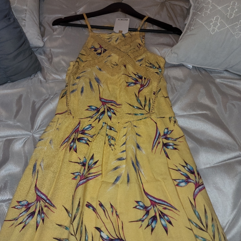 Roxy NWT Summer Navajo yellow dress size XS